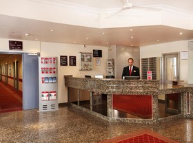 H+ Hotel Frankfurt Airport West