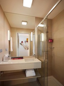 MOXY Frankfurt Eschborn