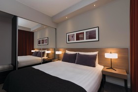 Adina Apartment Hotel Frankfurt Neue Oper