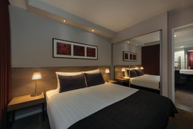 Adina Apartment Hotel Frankfurt Neue Oper