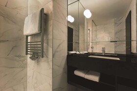 Adina Apartment Hotel Frankfurt Westend