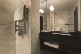 Adina Apartment Hotel Frankfurt Westend