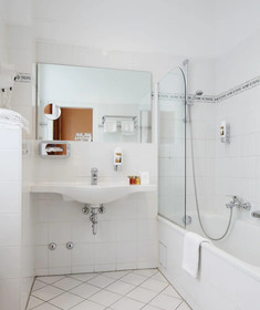 Centro National Frankfurt, Trademark Collection by Wyndham