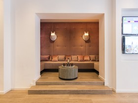 Hotel Ambassador
