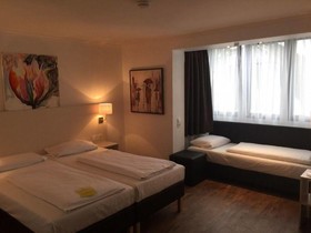 Lloyed Hotel Frankfurt