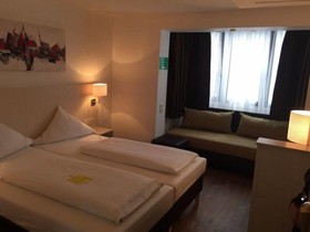 Lloyed Hotel Frankfurt