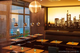 Motel One Frankfurt-east Side