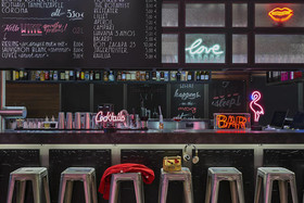 Moxy Frankfurt City Center