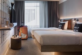 Moxy Frankfurt City Center
