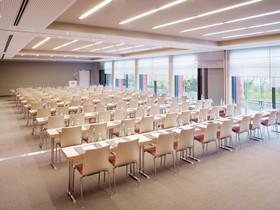 Mövenpick Hotel Frankfurt City