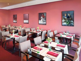 Mövenpick Hotel Frankfurt City