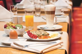 Mövenpick Hotel Frankfurt City