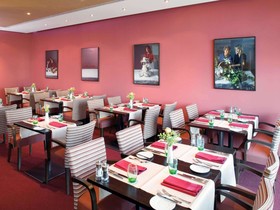 Mövenpick Hotel Frankfurt City