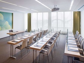 Mövenpick Hotel Frankfurt City