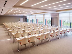 Mövenpick Hotel Frankfurt City