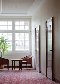 Centro National Frankfurt, Trademark Collection by Wyndham