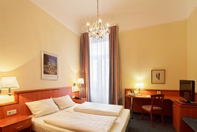 Centro National Frankfurt, Trademark Collection by Wyndham