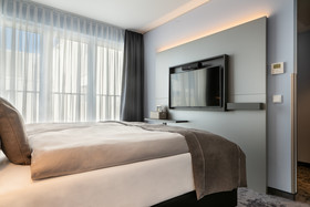 Holiday Inn - the niu, Charly Frankfurt City