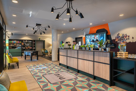Holiday Inn - the niu, Charly Frankfurt City