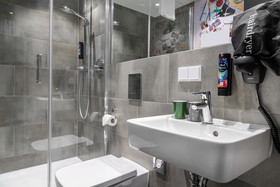 Holiday Inn - the niu, Charly Frankfurt City