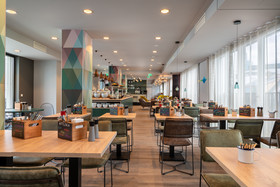 Holiday Inn - the niu, Charly Frankfurt City