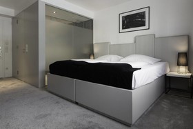 Pearl Hotel