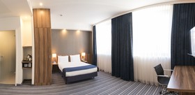 Premier Inn Frankfurt City Centre Hotel
