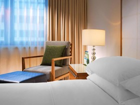 Sheraton Frankfurt Airport Hotel & Conference Center