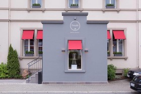 Romantik Hotel Der Rebstock art & design