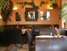 Neubert's - Gasthaus am Rhein