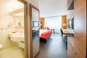 Best Western Plus Delta Park Hotel