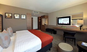 Best Western Plus Delta Park Hotel
