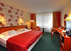 Best Western Plus Delta Park Hotel
