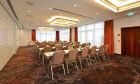 Best Western Plus Delta Park Hotel