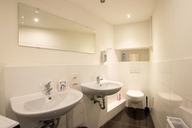 Tolstov Hotels Meerbusch Representative City Villa