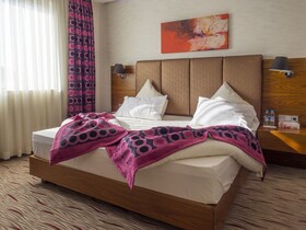 Airport Global Hotel