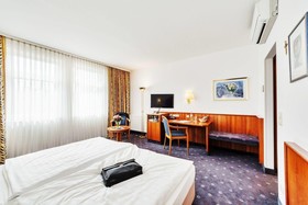 Trans World Hotel Columbus