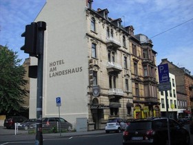 Am Landeshaus