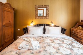 GL Suites