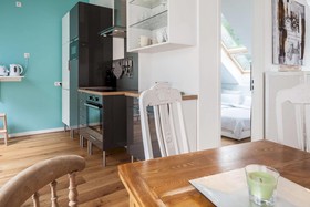 GL Suites