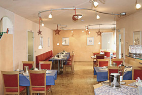Garni Hotel Zum Hirsch