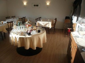 garni Zum Dom