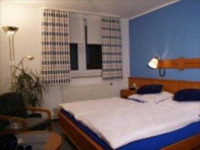 TRiOTEL