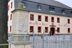 Roter Hirsch