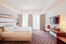 Amedia Plaza Dresden, Trademark Collection by Wyndham