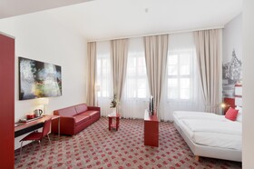 Amedia Plaza Dresden, Trademark Collection by Wyndham