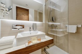 Amedia Plaza Dresden, Trademark Collection by Wyndham