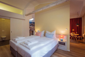 Little Suite Apartments