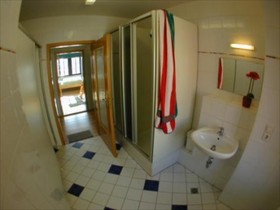 Louise 20 Hostel