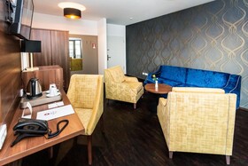 Best Western Plus Royal Suites